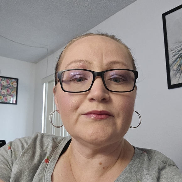 Meet your Posher, Rebekah - Picture 1 of 1